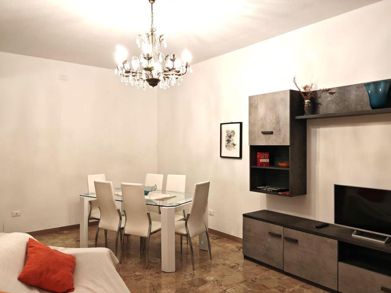 Laura Apartment Venice 4 P. 15 M To Venice Местре Екстер'єр фото